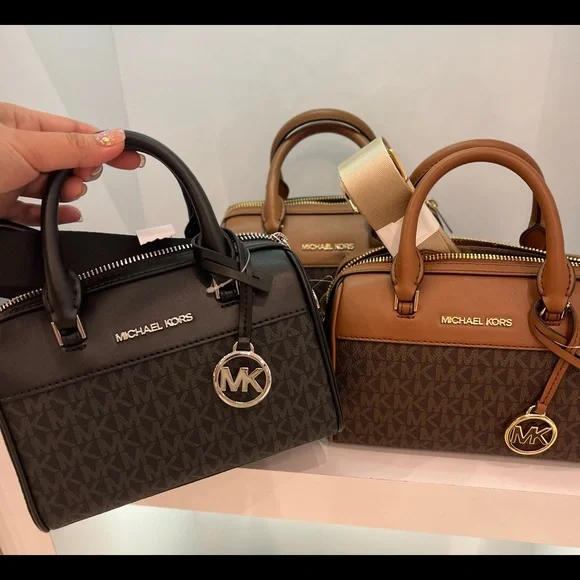 MK MINI DUFFLE BAG - Picture 4 of 4